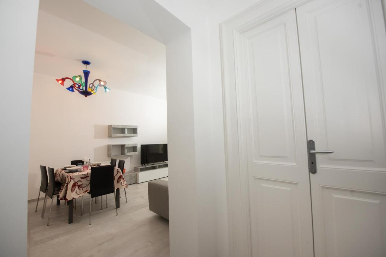 شقة Lecce Santa Chiara Terrace Piano Rialzato المظهر الخارجي الصورة